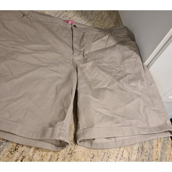 NWOT Woman Within Plus Size 34W Zip Up Tan Stretch Denim Modern Fit Shorts Cuff - Picture 5 of 12